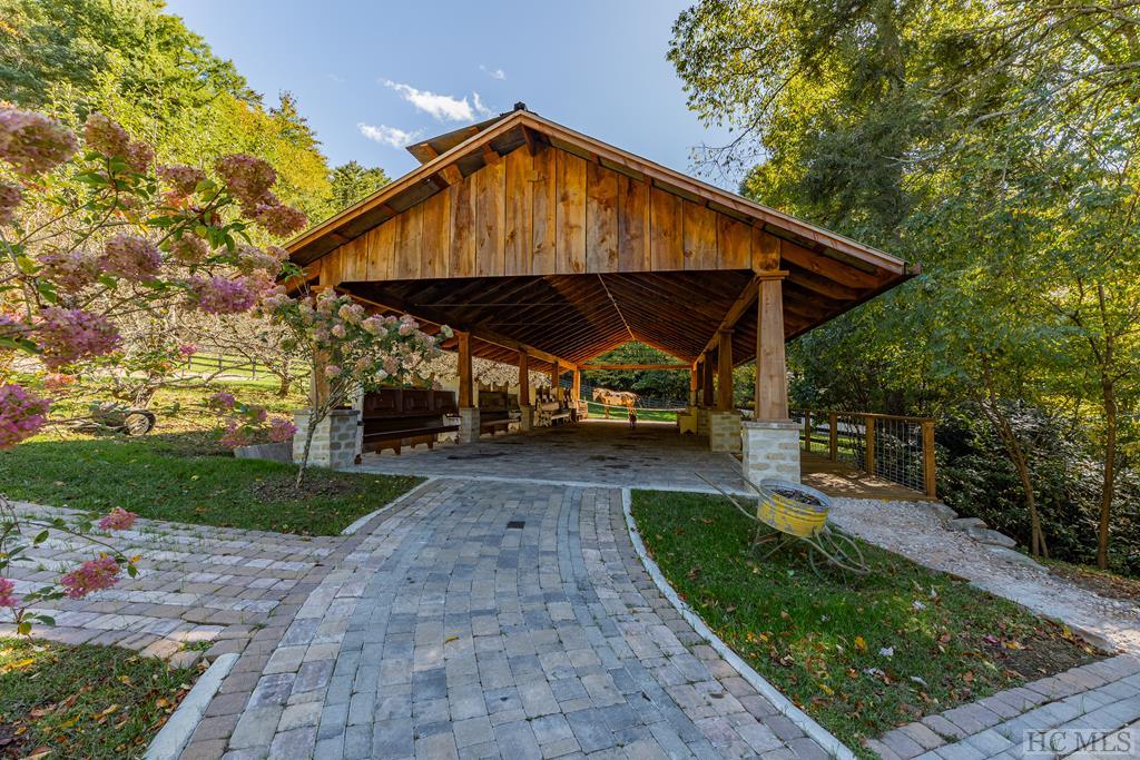 144 Laurel Knob Road Cashiers, NC 28717 - Photo 20 of 54 Gallery Image 20