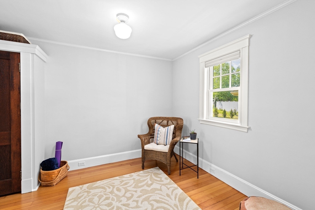 157 Branch Street Scituate, MA 02066 - Photo 17 of 41 a bedroom with a bed and a window