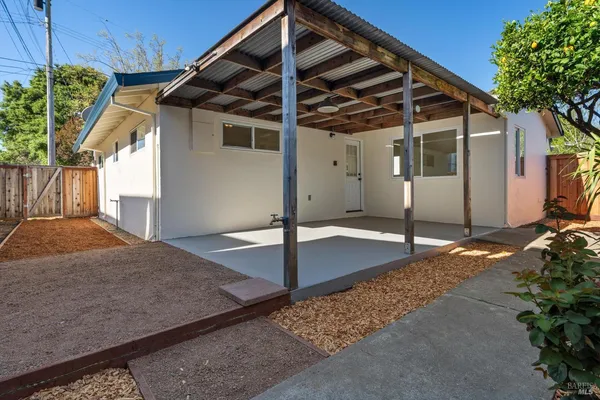 $850,000 | 519 7th Street, Petaluma, CA 94952