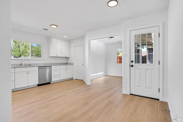 $850,000 | 519 7th Street, Petaluma, CA 94952