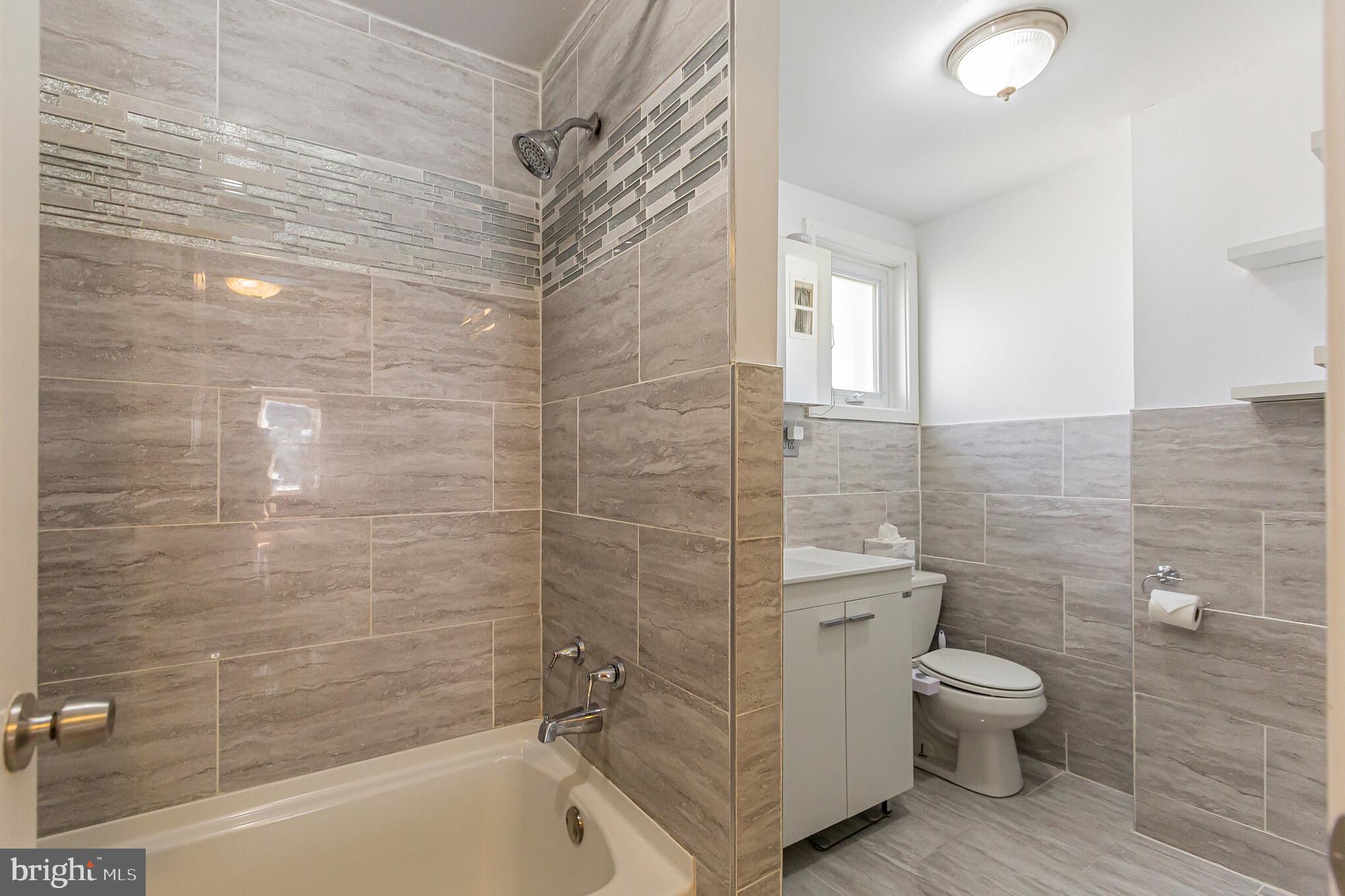1013 South Bouvier Street Philadelphia, PA 19146 - Photo 24 of 30