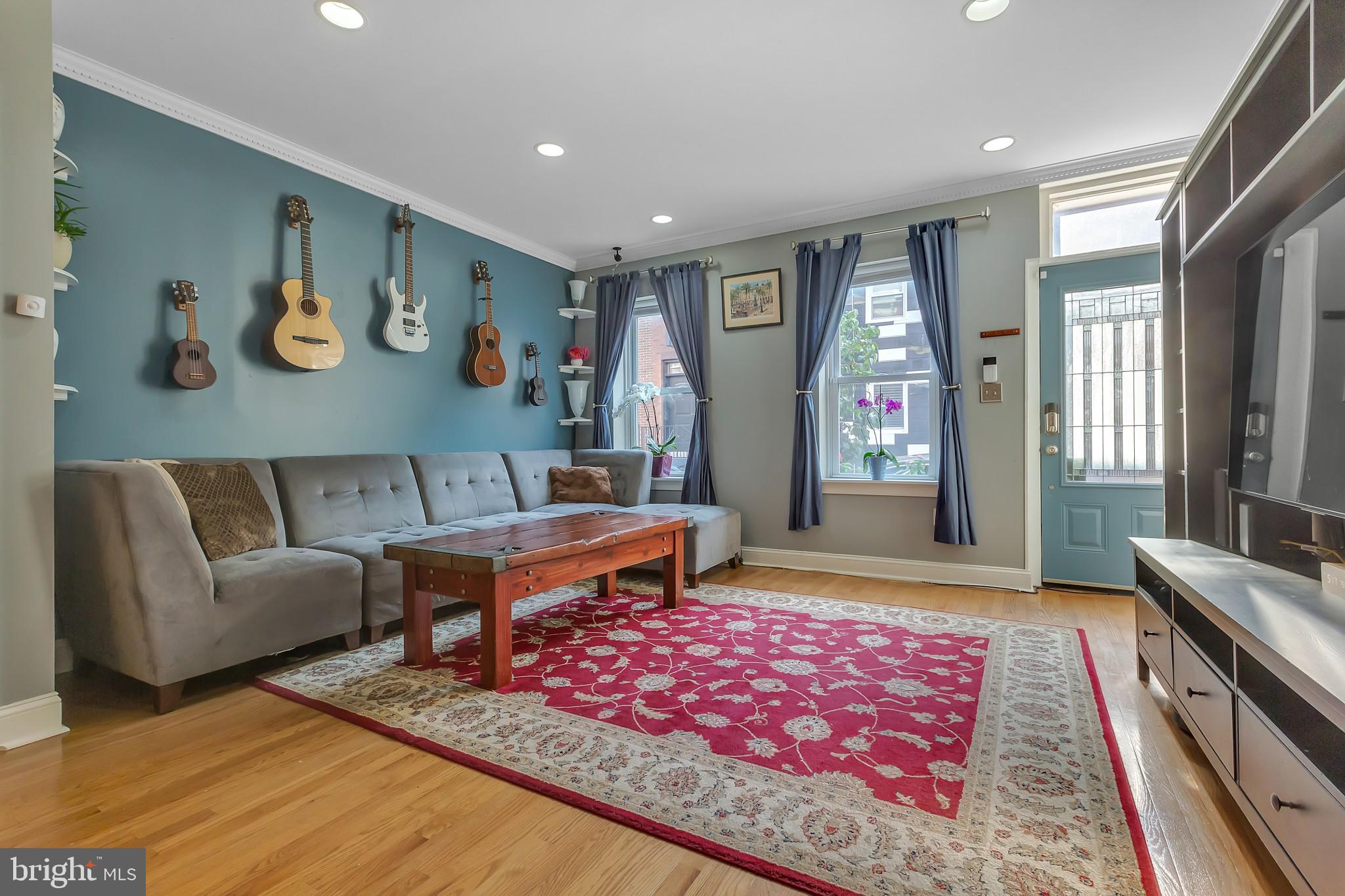 1013 South Bouvier Street Philadelphia, PA 19146 - Photo 5 of 30