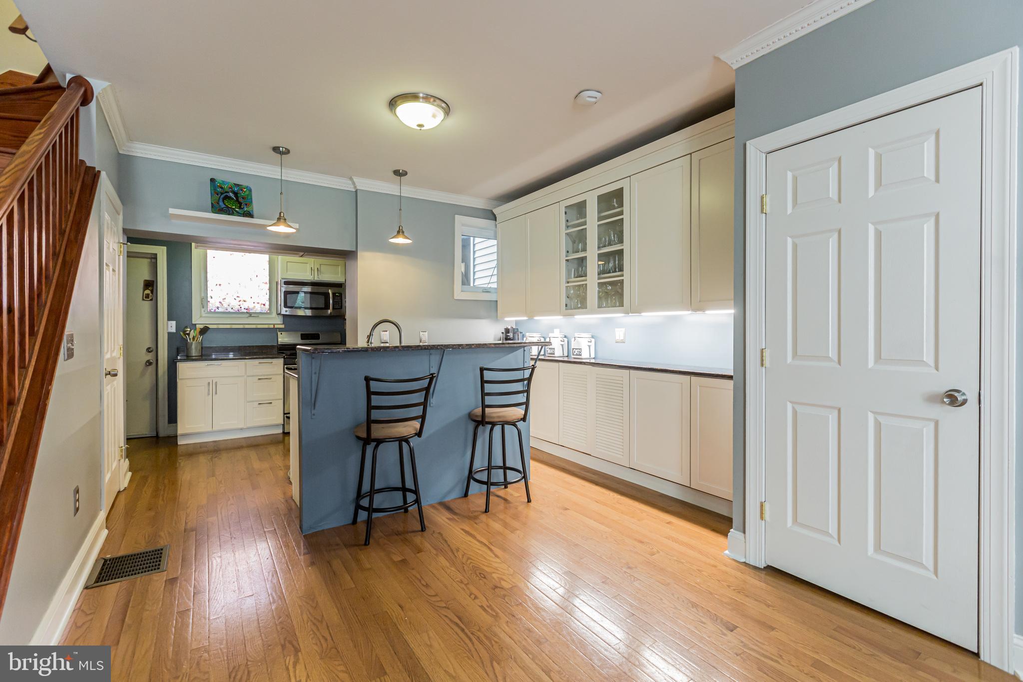 1013 South Bouvier Street Philadelphia, PA 19146 - Photo 9 of 30