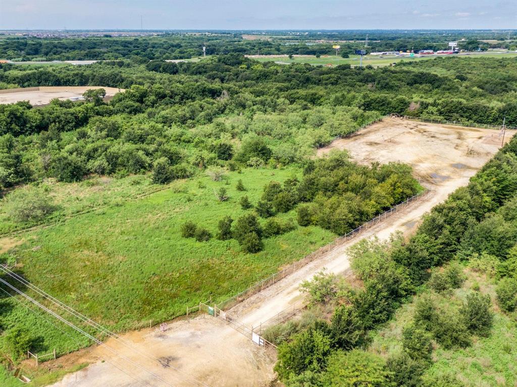 0 Fm-661 Midlothian, TX 76065 - Photo 14 of 30 a view of a lush green forest with lots of trees