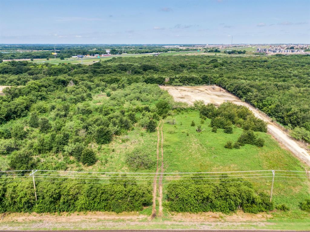 0 Fm-661 Midlothian, TX 76065 - Photo 25 of 30 a view of a lush green field