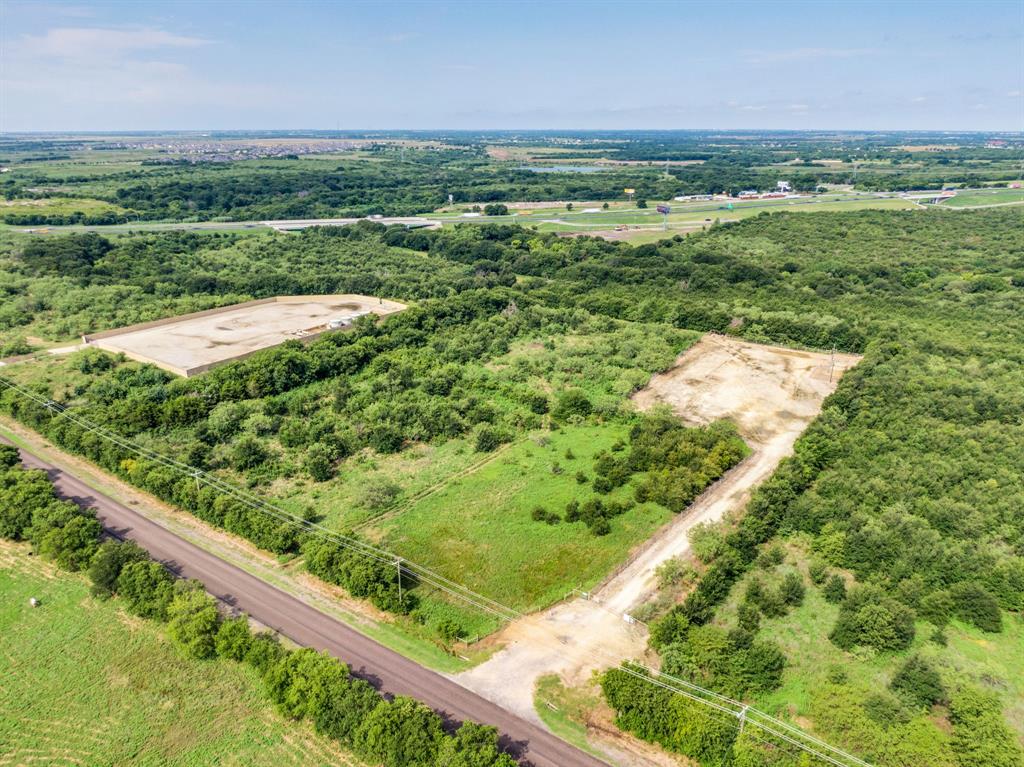 0 Fm-661 Midlothian, TX 76065 - Photo 27 of 30 a view of a lush green field