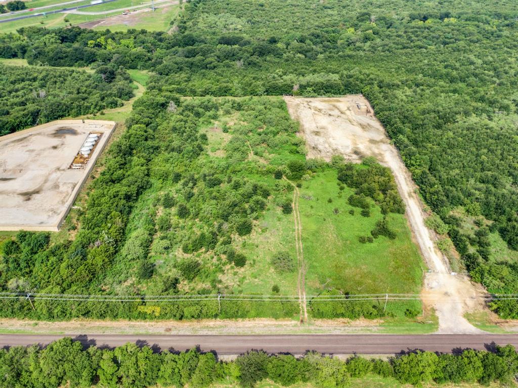 0 Fm-661 Midlothian, TX 76065 - Photo 29 of 30 a view of a yard with plants