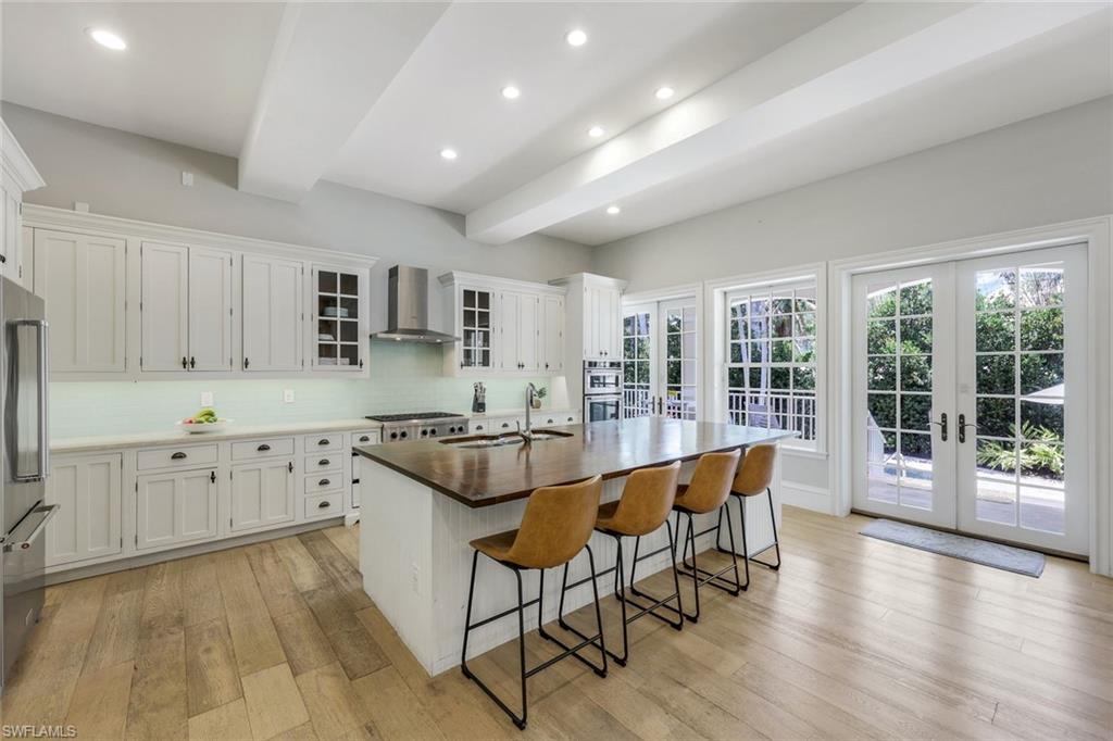 1550 Gordon Drive Naples, FL 34102 - Photo 18 of 49