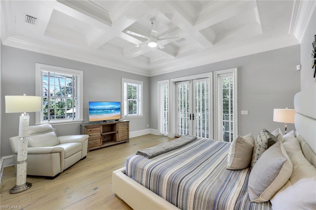 1550 Gordon Drive Naples, FL 34102 - Photo 24 of 49