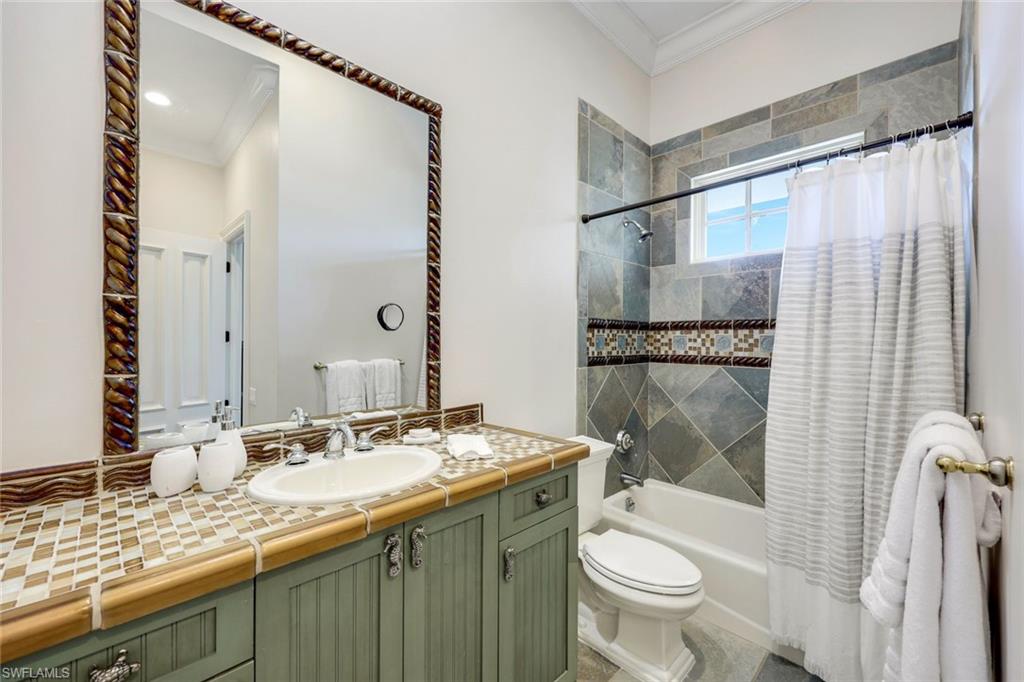 1550 Gordon Drive Naples, FL 34102 - Photo 33 of 49