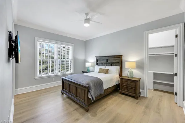 $8,390,000 | 1550 Gordon Drive, Naples, FL 34102