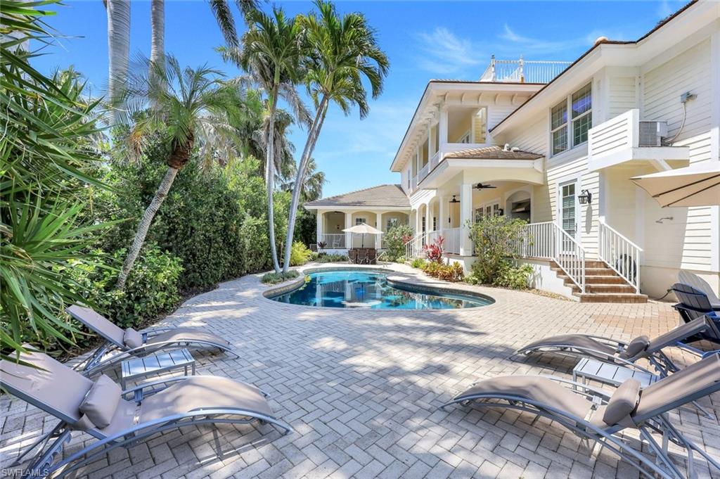 1550 Gordon Drive Naples, FL 34102 - Photo 40 of 49