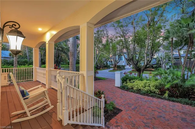 $8,390,000 | 1550 Gordon Drive, Naples, FL 34102
