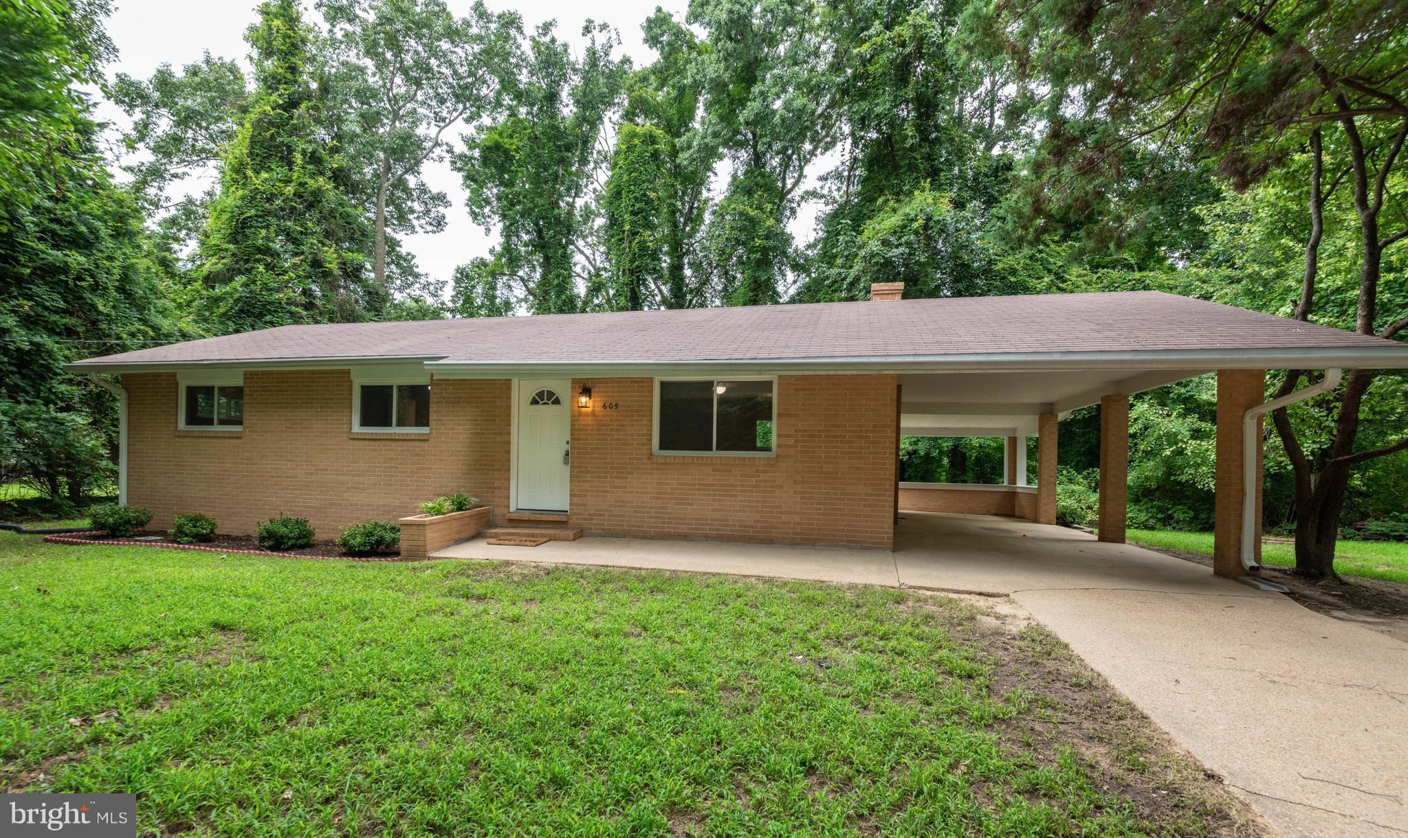 605 Dover Road Pasadena, MD 21122 - Photo 1 of 25 Exterior (Front)