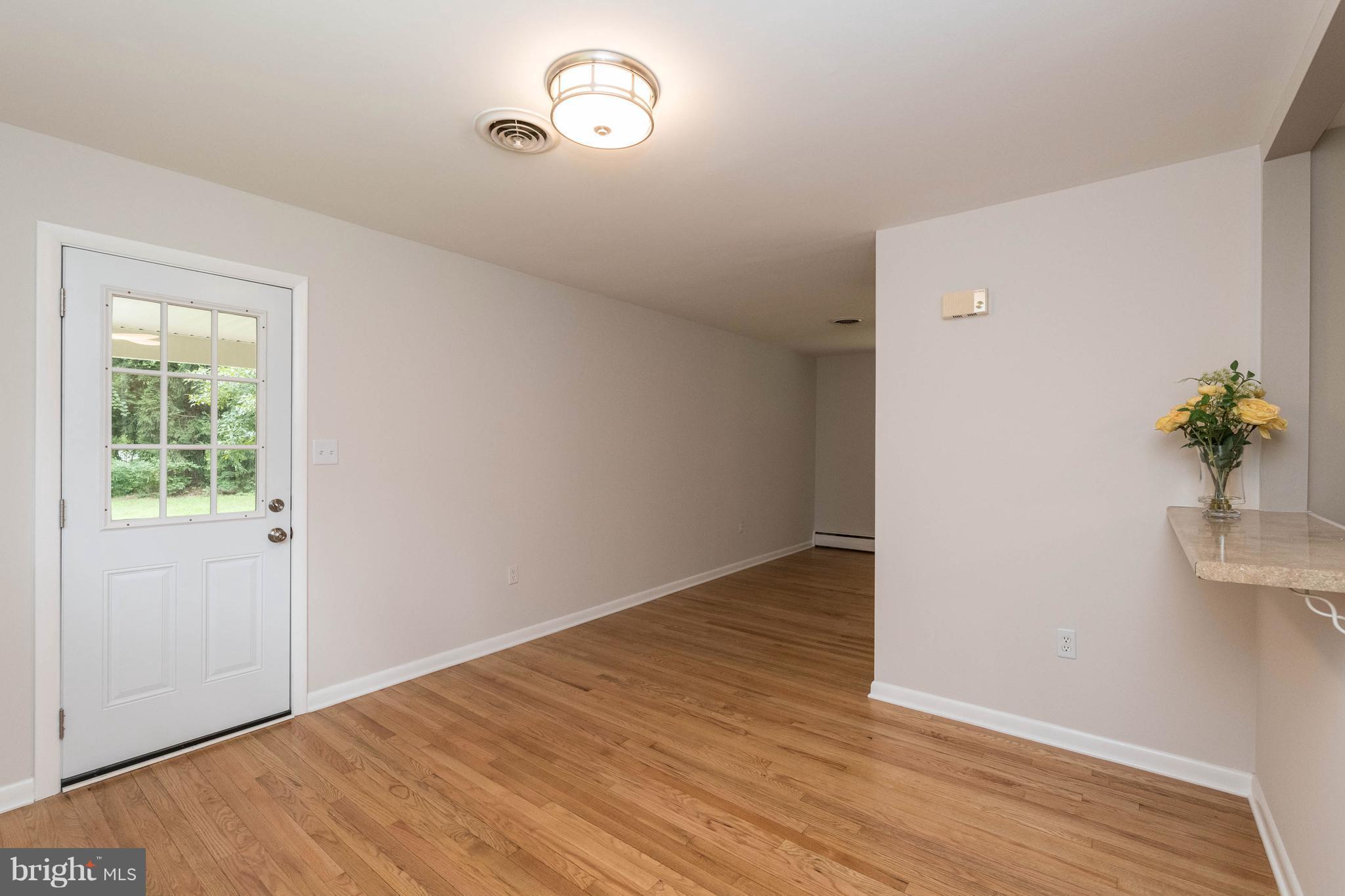 605 Dover Road Pasadena, MD 21122 - Photo 12 of 25 Dining Room / Carport entrance