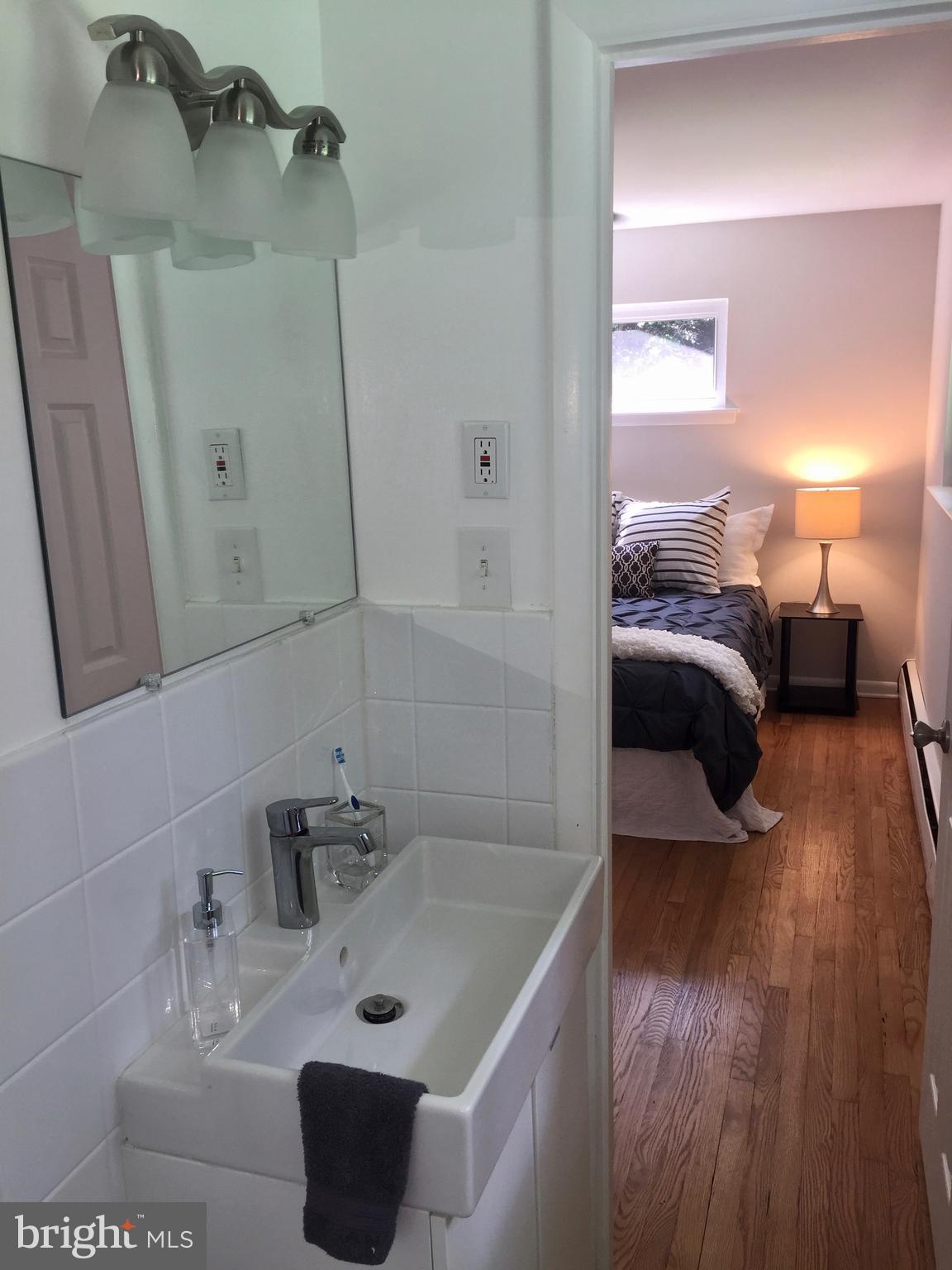 605 Dover Road Pasadena, MD 21122 - Photo 9 of 25 Bath (Master)