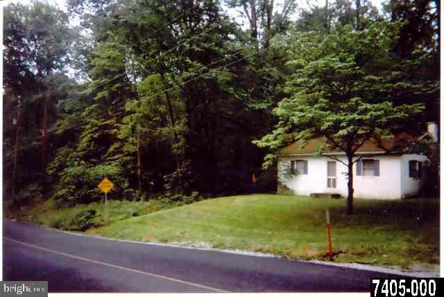 1434 Cold Springs Road Fairfield, PA 17320 - Photo 3 of 8