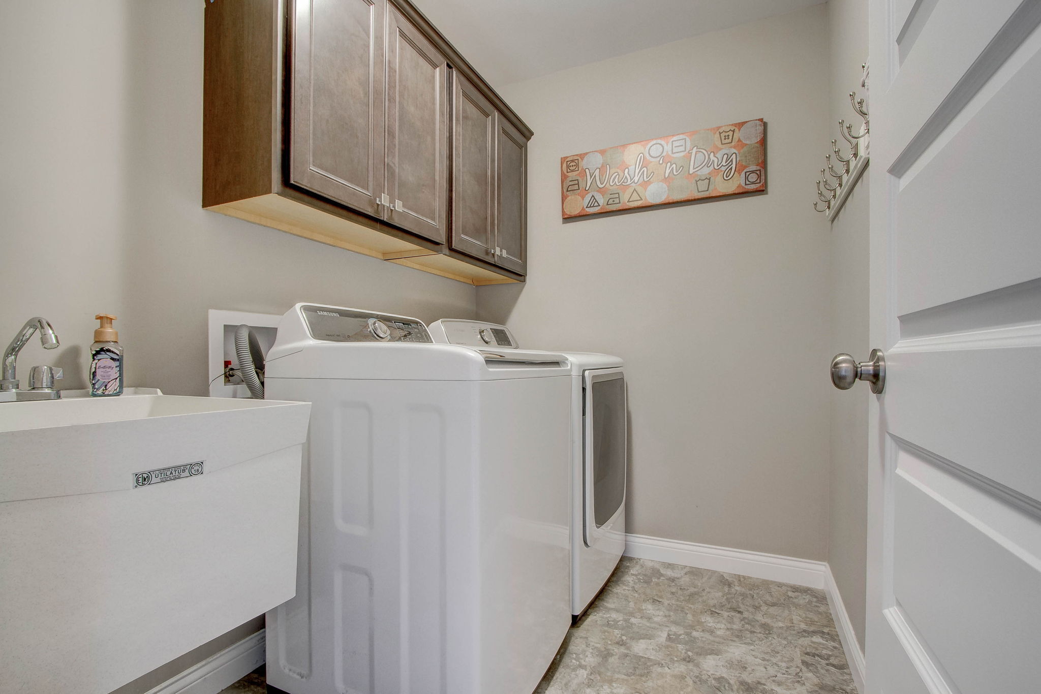 12462 Hidden Spring Cove Fishers, IN 46037 - Photo 24 of 63 Gallery Image 24