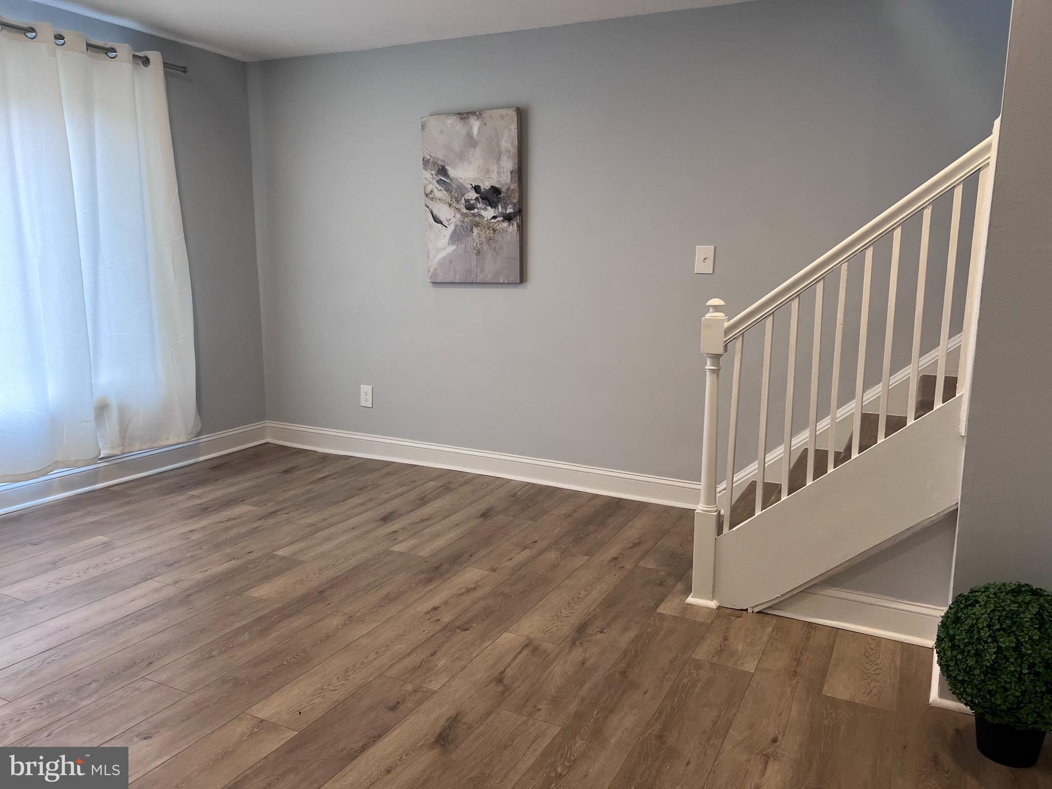1873 Addison Road South District Heights, MD 20747 - Photo 5 of 18
