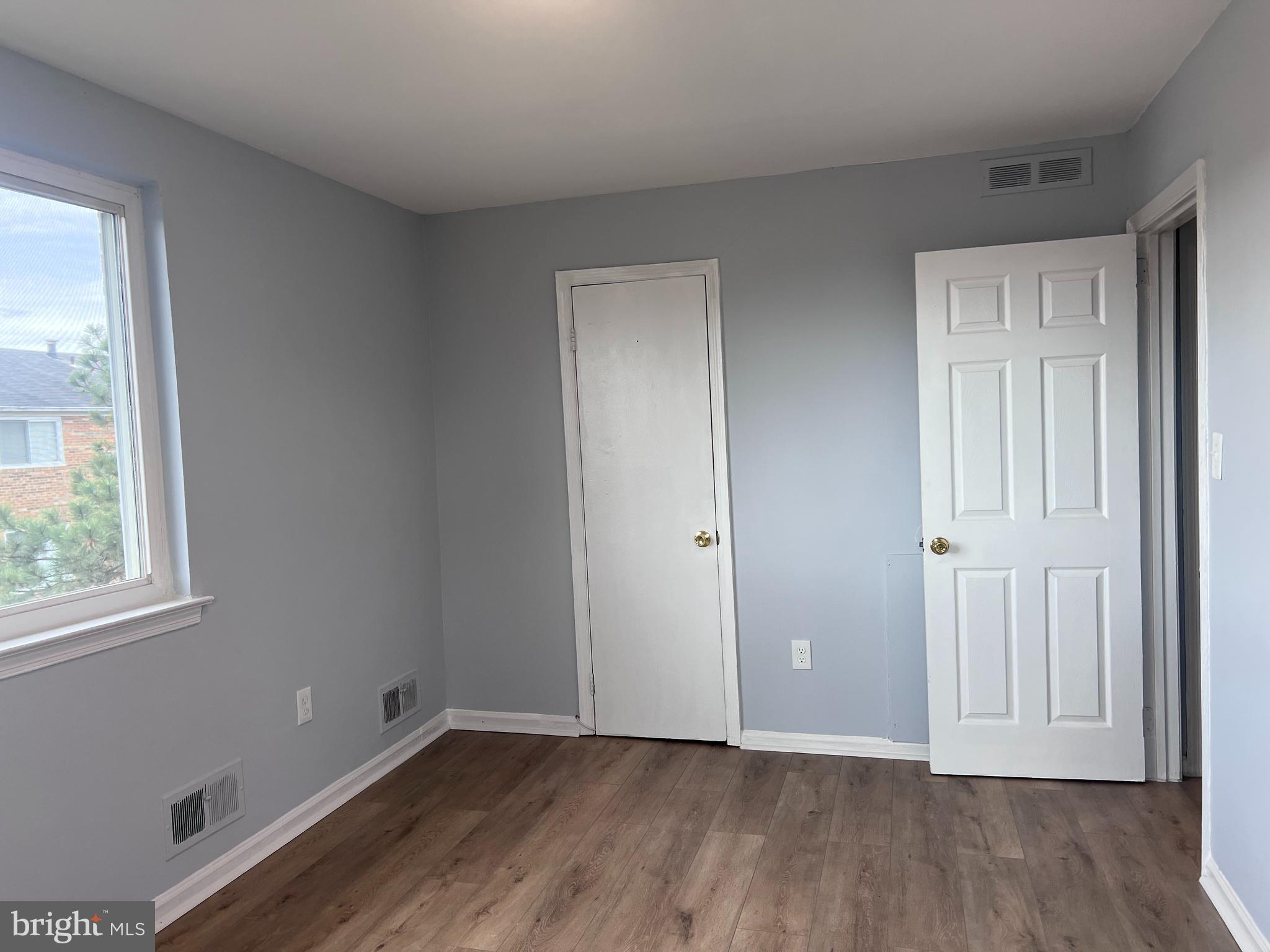 1873 Addison Road South District Heights, MD 20747 - Photo 6 of 18