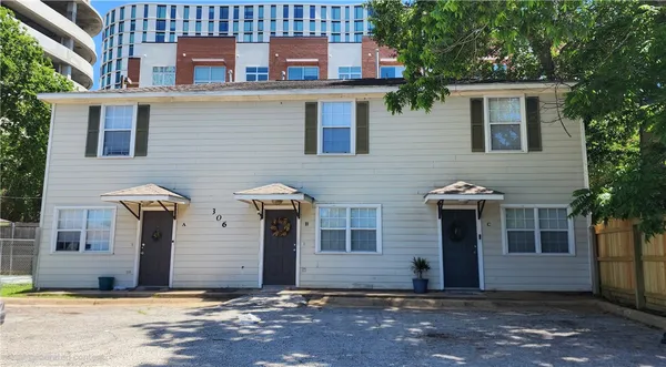$1,300 | 306 Cherry Street, Unit B, College Station, TX 77840