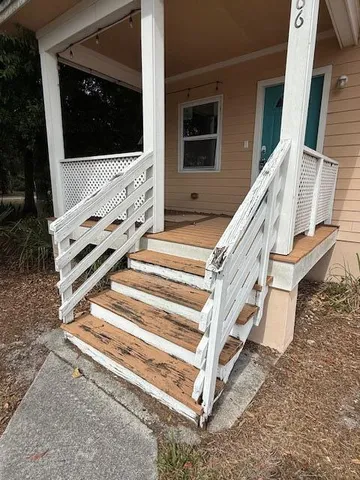 a view of an outdoor space