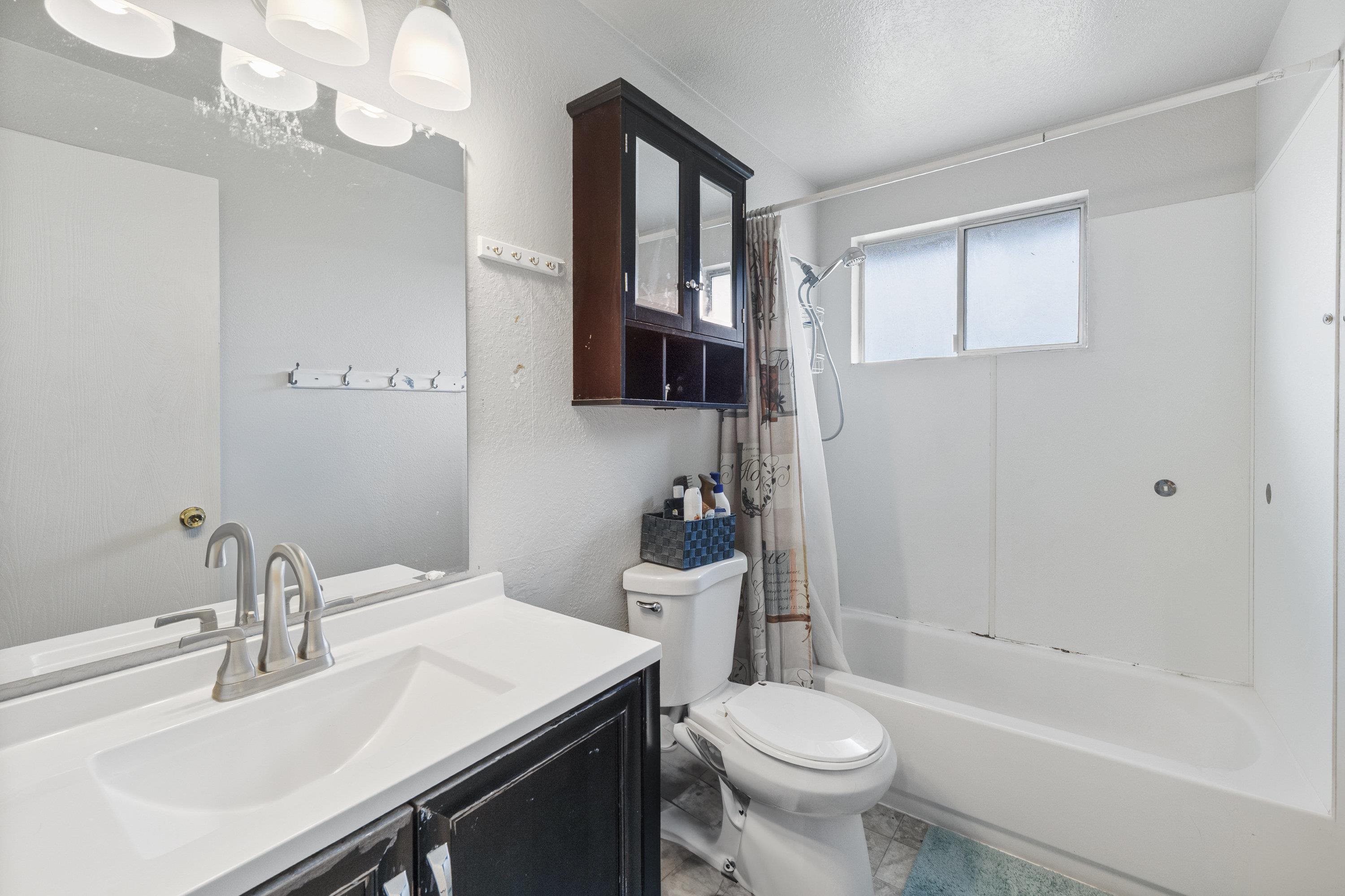 1711 North McKee Road Spokane Valley, WA 99016 - Photo 15 of 26