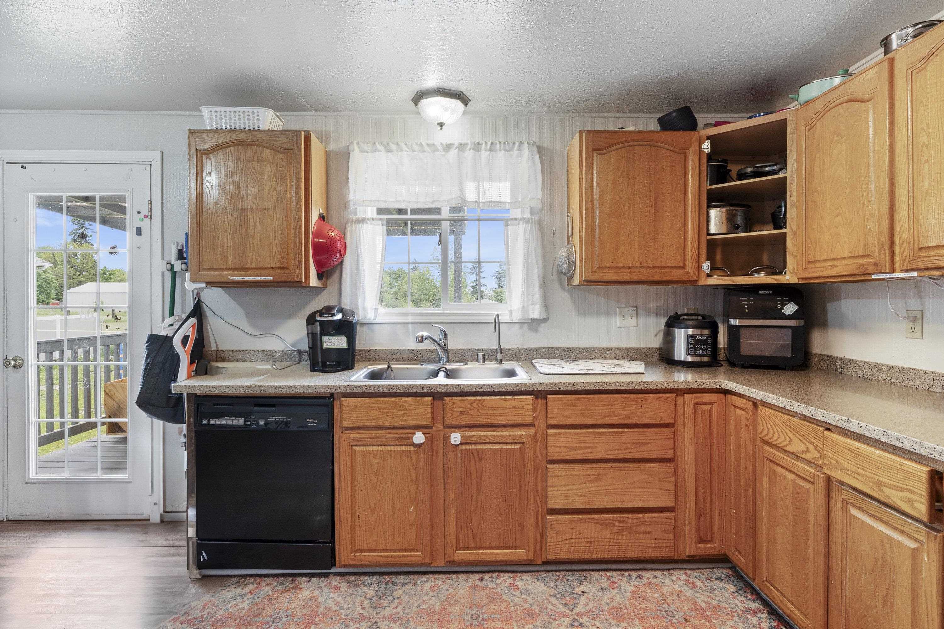 1711 North McKee Road Spokane Valley, WA 99016 - Photo 10 of 26