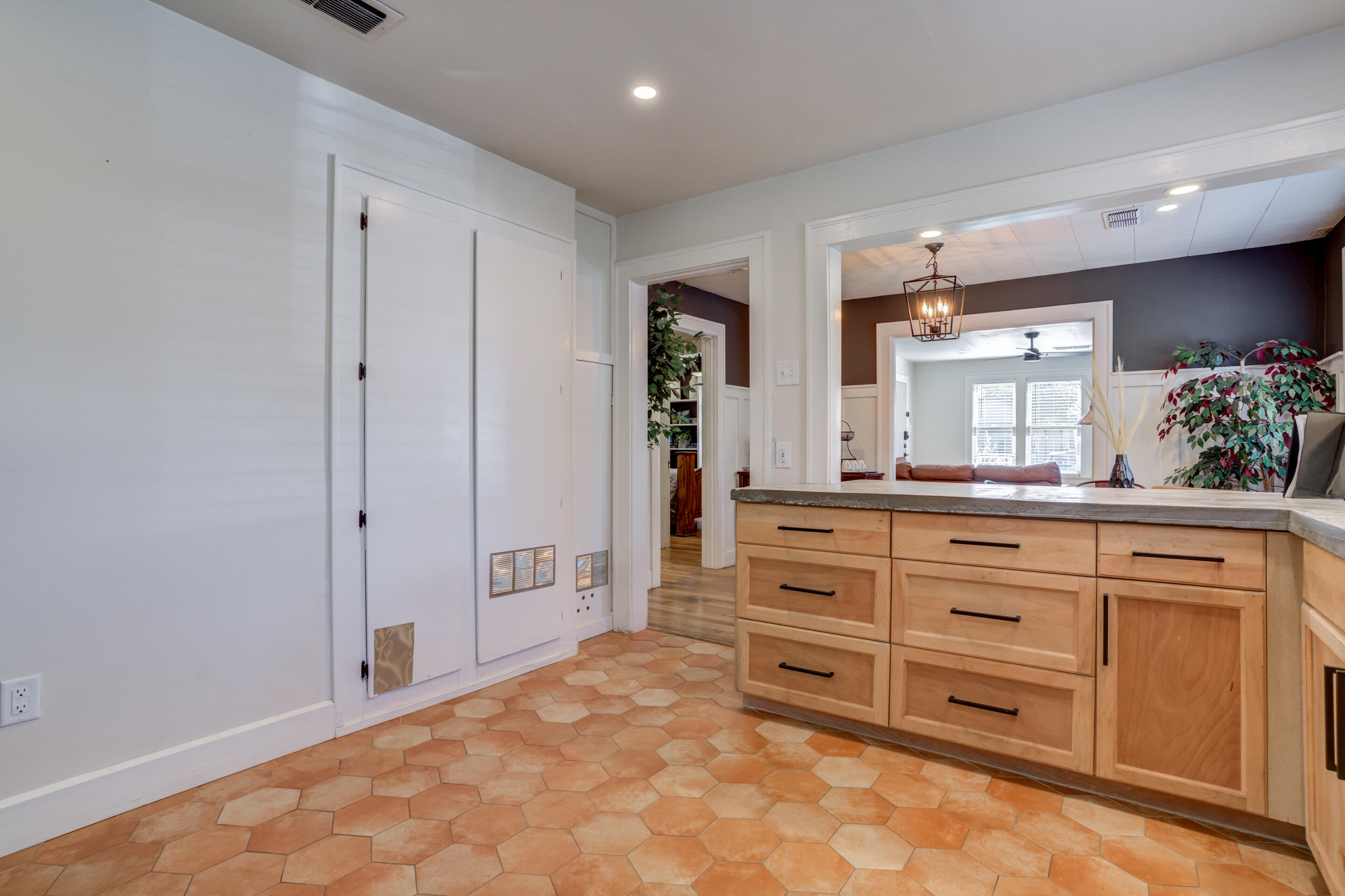 2116 25th Street Lubbock, TX 79411 - Photo 18 of 39 DSC04194_5_6_7_8