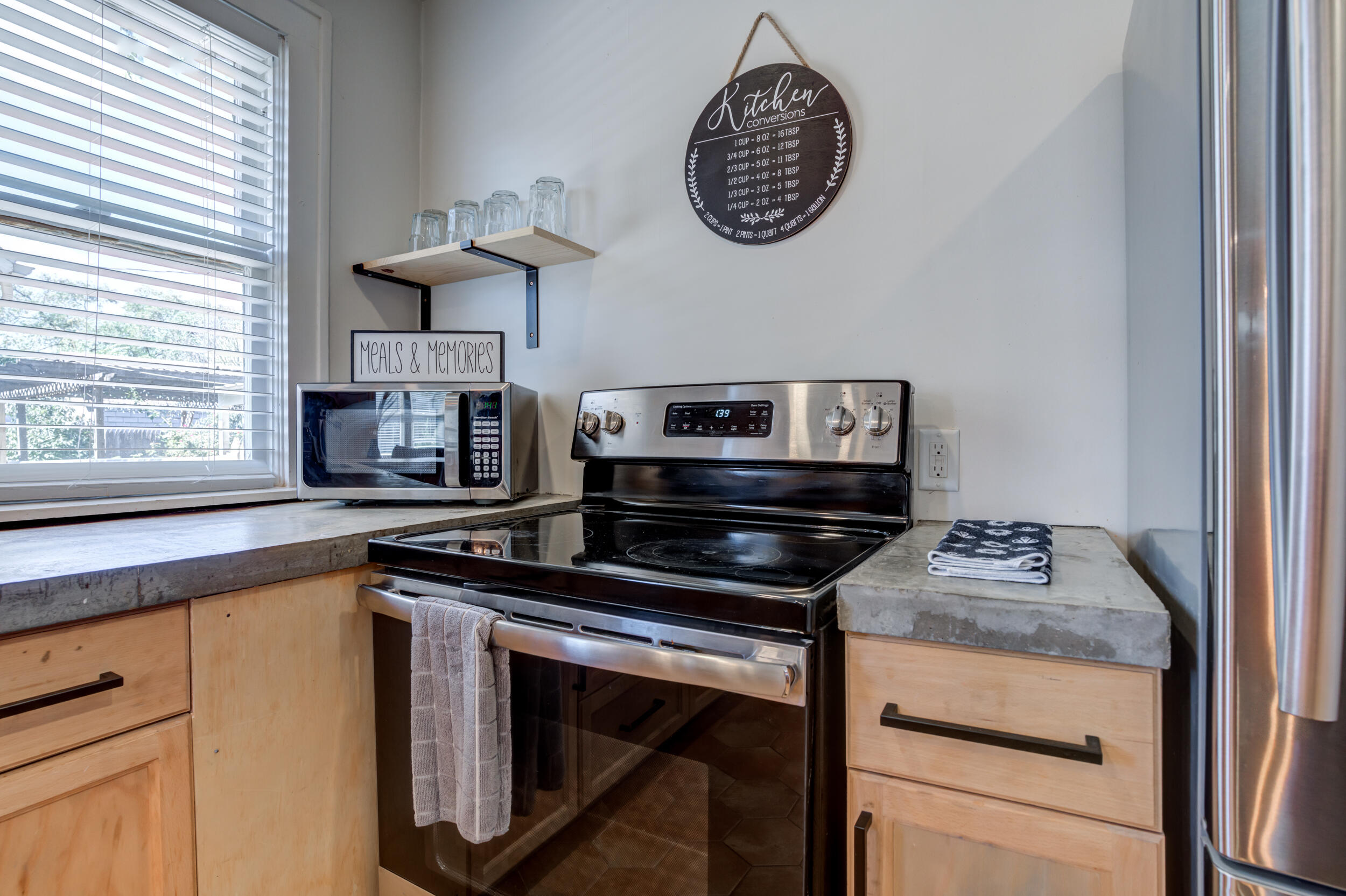 2116 25th Street Lubbock, TX 79411 - Photo 19 of 39 DSC04189_90_91_92_93