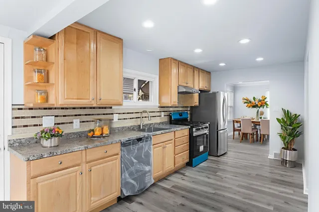 $345,000 | 4948 Greenwood Street, Brookhaven, PA 19015