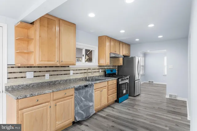 $345,000 | 4948 Greenwood Street, Brookhaven, PA 19015