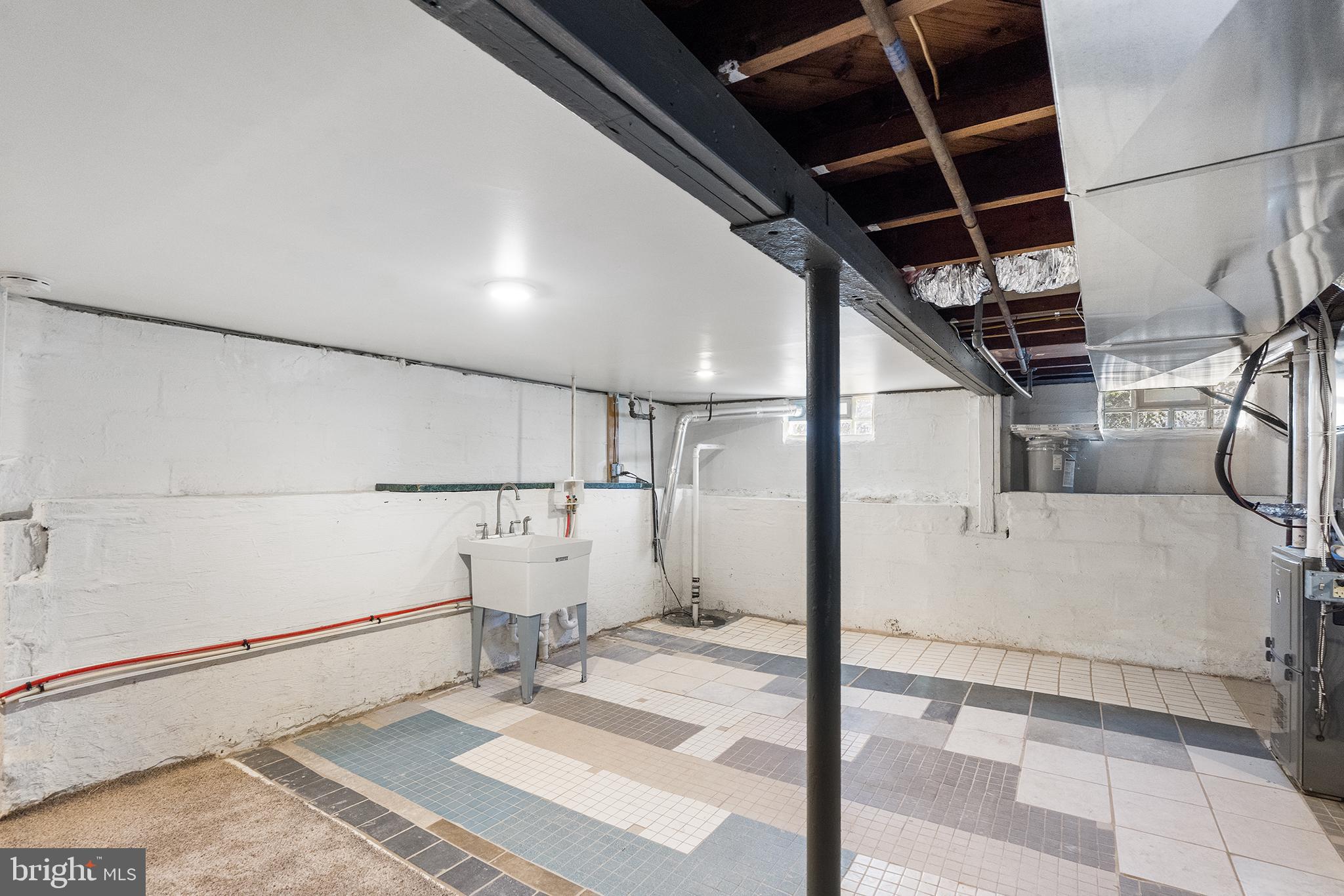 4948 Greenwood Street Brookhaven, PA 19015 - Photo 40 of 44