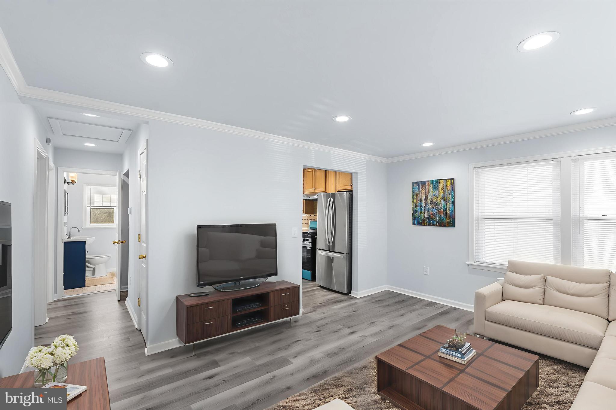 4948 Greenwood Street Brookhaven, PA 19015 - Photo 10 of 44