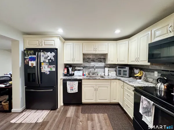 $624,900 | 5 Laura Jane Lane, Griswold, CT 06351