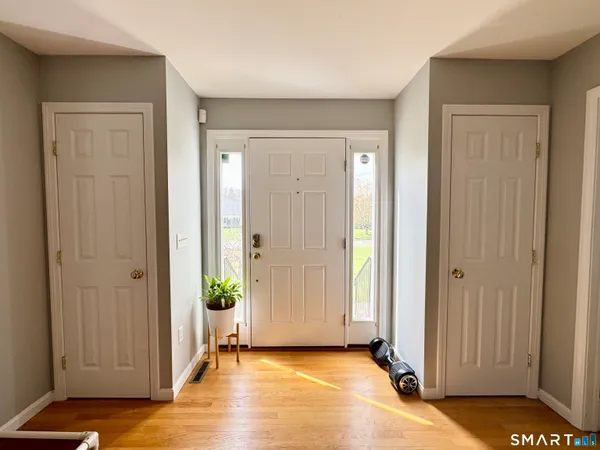 $624,900 | 5 Laura Jane Lane, Griswold, CT 06351