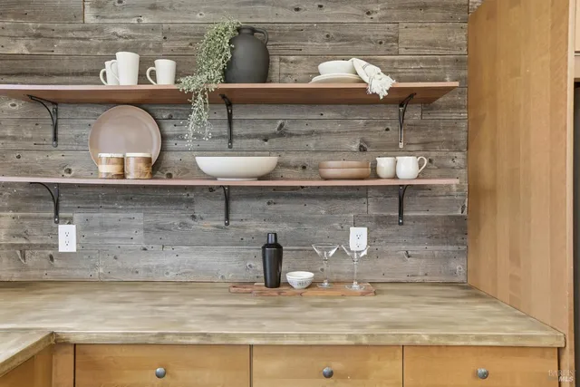 $999,000 | 868 Rincon Way, San Rafael, CA 94903