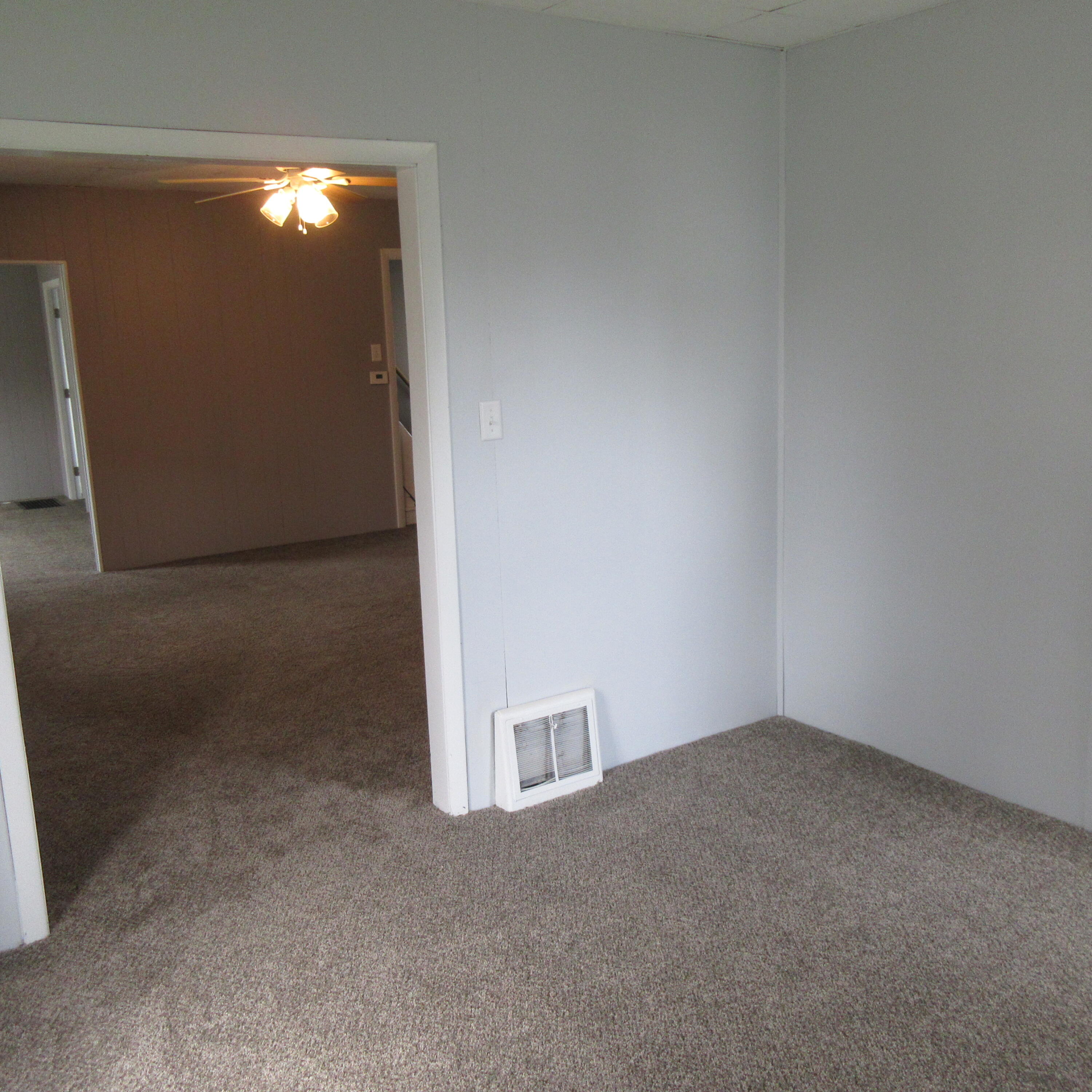 227 East Arbor Street Marcellus, MI 49067 - Photo 8 of 27 IMG_1144