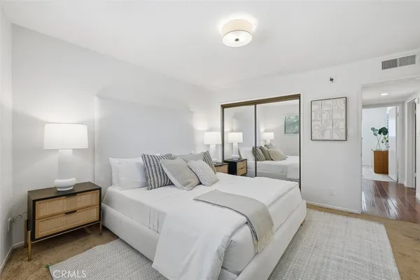 $959,000 | 222 7th Street, Unit 202, Santa Monica, CA 90402