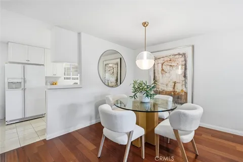 $959,000 | 222 7th Street, Unit 202, Santa Monica, CA 90402