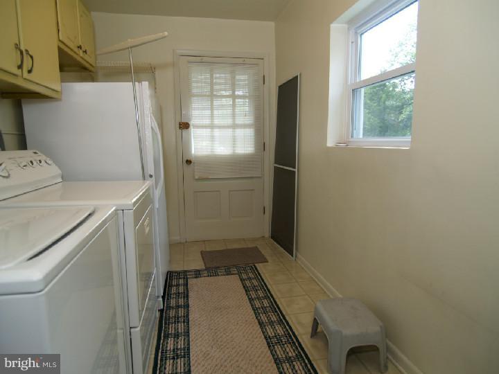 324 Golf Hills Road Havertown, PA 19083 - Photo 11 of 24 Gallery Image 11