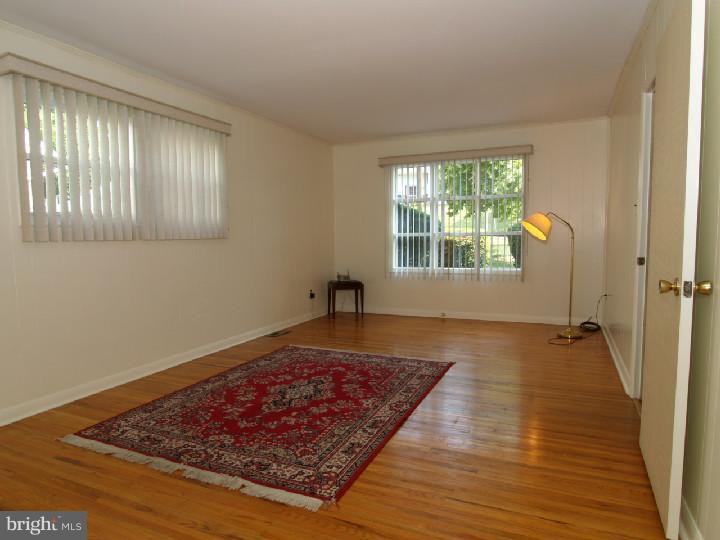 324 Golf Hills Road Havertown, PA 19083 - Photo 6 of 24 Gallery Image 6