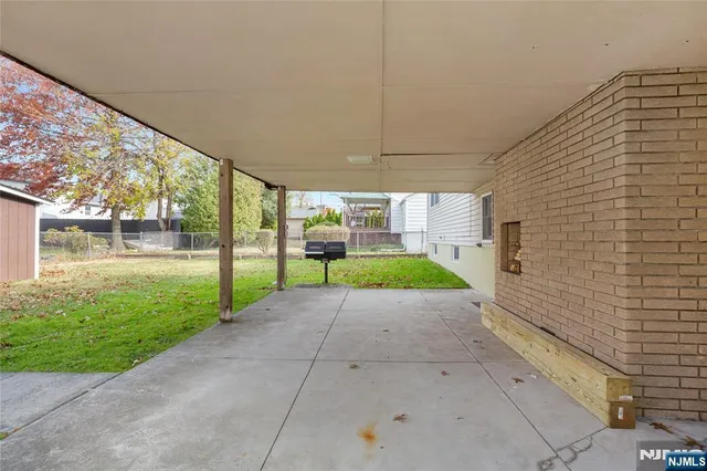 $649,000 | 407 Van Luyn Terrace, Saddle Brook, NJ 07663