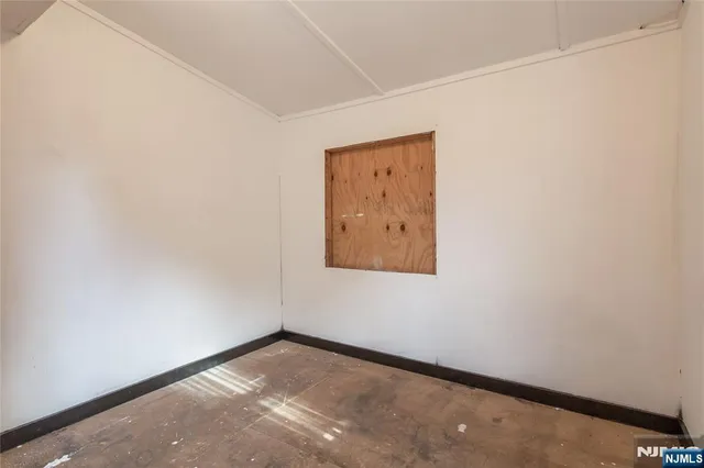 $649,000 | 407 Van Luyn Terrace, Saddle Brook, NJ 07663