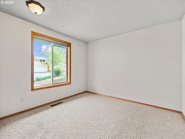 $421,000 | 1961 Cuckoo Court Northwest, Salem, OR 97304