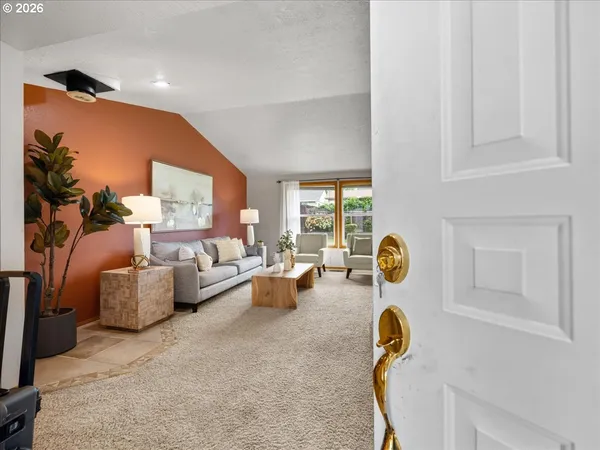 $421,000 | 1961 Cuckoo Court Northwest, Salem, OR 97304