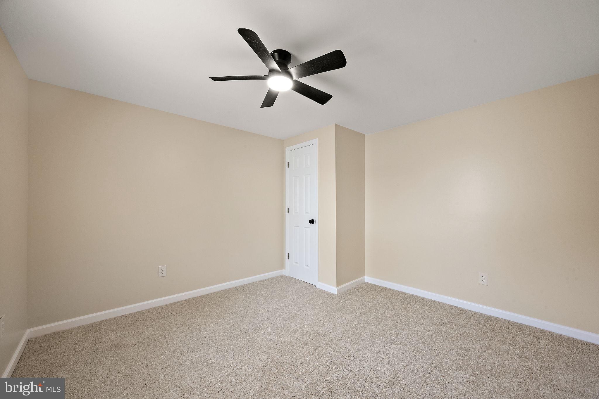53 Seward Lane Aston, PA 19014 - Photo 17 of 41 Gallery Image 17