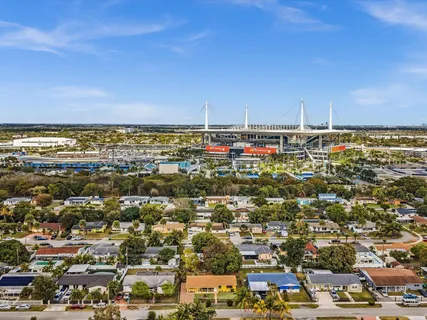 $548,900 | 2285 Northwest 195th Street, Miami Gardens, FL 33056