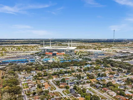 $548,900 | 2285 Northwest 195th Street, Miami Gardens, FL 33056