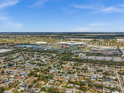 $548,900 | 2285 Northwest 195th Street, Miami Gardens, FL 33056